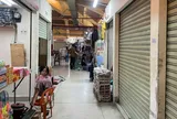 Cận Tết, chợ Bình Tây ngoài nhộn nhịp, trong đìu hiu