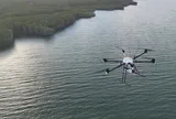 NÓNG: Chính thức khai trương tuyến giao hàng vượt biển bằng UAV đầu tiên, 2kg hàng bay 12km mất 15 phút