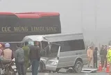 Xe khách va chạm xe 16 chỗ, 1 người chết, nhiều người bị thương