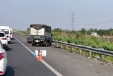 Các trường hợp nào được đỗ xe trên cao tốc, đặt cảnh báo sao cho đúng? Cục CSGT giải đáp