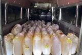 Phát hiện 50 can nhựa chứa đẩy chất lỏng trên xe VAN sát cửa khẩu giữa đêm, lời khai tài xế hé lộ điều khó ngờ