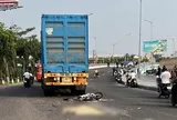 Clip: Tai nạn giữa xe máy và xe đầu kéo, nữ sinh ở Gia Lai tử vong tại chỗ