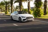Cầm lái Mercedes-Benz E300 2025: Khi sedan hạng sang quay về đúng bản chất 'đi để tận hưởng'
