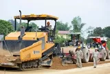 Hàng ngàn công nhân bám công trường tại các dự án trọng điểm dịp nghỉ lễ 30-4, 1-5