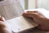 Sổ tiết kiệm đứng tên tôi, cất trong ngăn kéo tủ nhà tôi nhưng sự thật nó không phải của tôi!