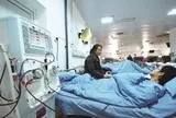 Nam thanh niên mới 28 tuổi đã mắc suy thận, người mẹ thở dài: “Tôi đã nhắc con đừng làm 3 việc này nữa”