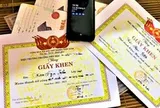 Lời khuyên cho những phụ huynh hay đăng giấy khen, bảng điểm của con lên mạng xã hội