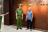 Ra quyết định khởi tố giám đốc công ty sản xuất nem chua rán Nguyễn Sĩ Phương SN 1975