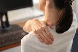 Đau cổ vai gáy kéo dài: Bác sĩ Bệnh viện Bạch Mai đưa ra giải pháp “đánh bay” không cần dùng thuốc tây