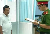 Khởi tố một cựu hiệu trưởng cùng 2 thuộc cấp
