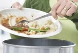 Ăn không hết trong một bữa? 4 nhóm thực phẩm này cần xử lý và bảo quản đúng cách để tránh bị ngộ độc