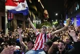 Sướng như người dân Paraguay: Sau chiến thắng địa chấn ở World Cup, cả nước được nghỉ lễ để ăn mừng