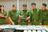 Khởi tố 22 bị can đường dây buôn lậu xuyên quốc gia, thu giữ 1.100 viên kim cương