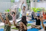 Từng mắc ung thư, cô giáo mở lớp yoga miễn phí cho bệnh nhân