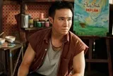 'Nghỉ hè sợ nghỉ hưu' độc chiếm phòng vé giữa lúc bom tấn Hollywood hạ nhiệt
