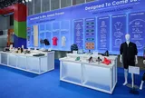 ĐỔI MỚI. CẠNH TRANH. CÙNG CHIẾN THẮNG. Từ áo đấu World Cup đến đổi mới tuần hoàn, Far Eastern New Century dẫn đầu trong lĩnh vực dệt may bền vững