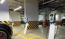 Quy định mới: Chung cư bắt buộc phải có khu riêng cho ô tô, xe máy điện