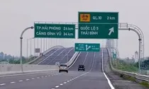 Thông tin mới về thí điểm làn vượt xe trên một số đường cao tốc