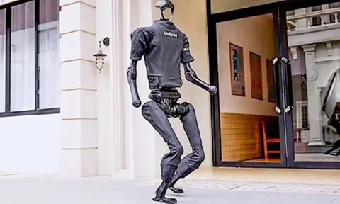 Trung Quốc chế tạo robot hình người chạy nhanh nhất thế giới