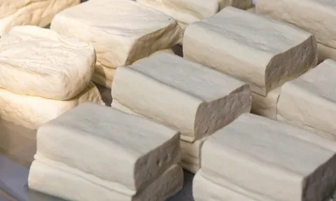 4 dấu hiệu đậu phụ "có vấn đề", rẻ mấy cũng KHÔNG MUA