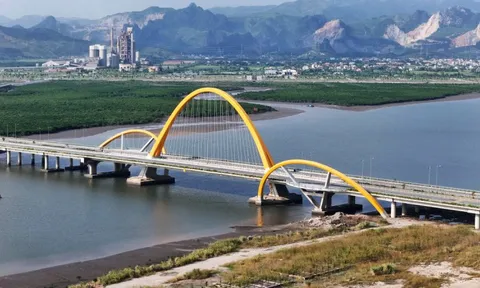 Quảng Ninh tính xây Trung tâm hành chính mới, có quảng trường chứa 100.000 người