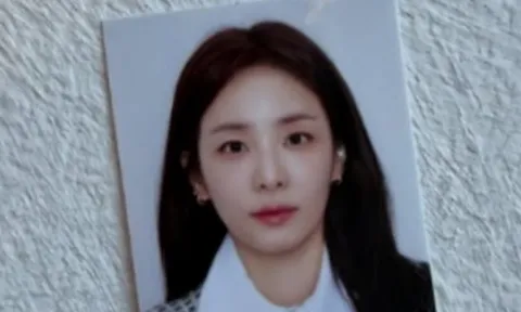 Mỹ nhân 4x là biểu tượng hack tuổi của Hàn Quốc, hậu tăng cân khoe ảnh thẻ nhìn khó tin