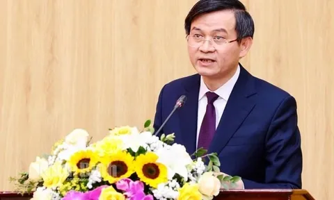 Ông Đoàn Minh Huấn làm Giám đốc Học viện Chính trị quốc gia Hồ Chí Minh