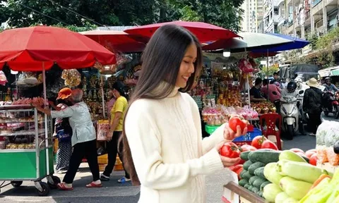 Choáng váng màn cầm 5 triệu đồng của bà nội trợ sắm Tết ê hề thịt cá lại còn dư sức lì xì cho 20 đứa cháu mỗi đứa 50k