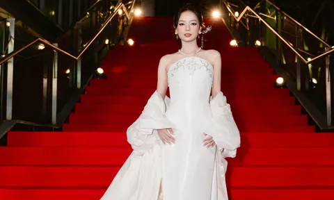 Mỹ nhân duy nhất xứng đáng là "thần tiên tỷ tỷ" ở WeChoice Awards 2025, mọi đường nét đều chuẩn tuyệt tác trời ban