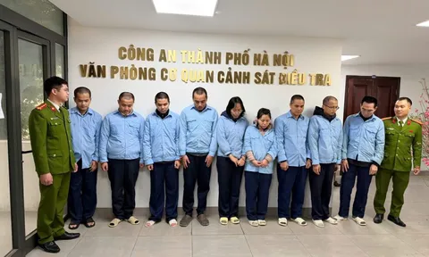 Khởi tố 9 bị can lừa hơn 318 tỷ đồng của ngân hàng