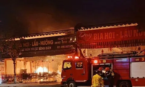 Cháy lớn tại nhà hàng, nam nhân viên trẻ tuổi mắc kẹt tử vong