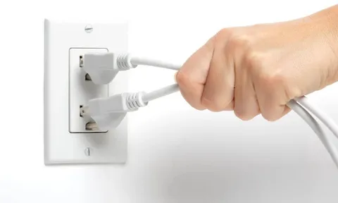 Món đồ tuyệt đối đừng rút phích cắm khi về quê ăn Tết