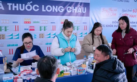 Long Châu chân thành gửi trao Tết ấm, Tết khỏe mạnh đến bà con mọi miền