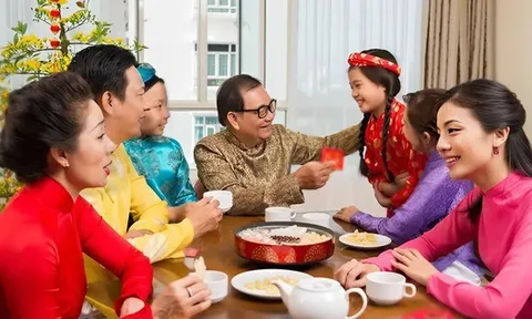 Người EQ cao không bao giờ nói 4 câu này khi đi chúc Tết