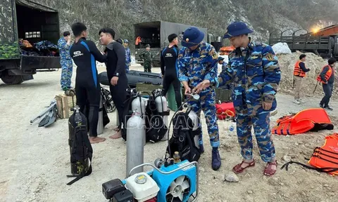 Tìm thấy 1 nạn nhân mất tích trong vụ lật tàu khách trên hồ Thác Bà