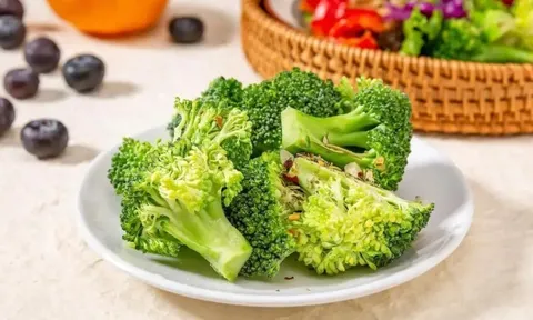 Nhờ lời cảnh báo của lão nông giàu kinh nghiệm, tôi sẽ không bao giờ mua loại bông cải xanh này nữa!