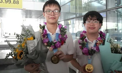 Sự thật về chiếc huy chương vàng: Có bao nhiêu vàng thật bên trong phần thưởng "vạn người mê" này?