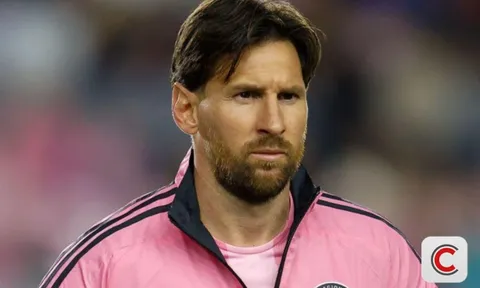 Lionel Messi: 'Tôi hối hận vì không học tiếng Anh'