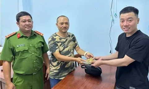 Phát hiện cọc tiền 20 triệu đồng, lắc vàng, dây chuyền vàng, nhẫn vàng trên đường ra bến phà: Công an dùng biện pháp nghiệp vụ vào cuộc
