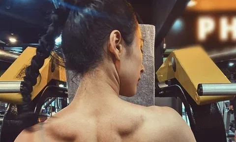 Mỹ nhân Việt nổi tiếng quốc tế nhờ một chiếc váy, nay xuống tóc thay đổi đến mức ai nhìn cũng kêu trời