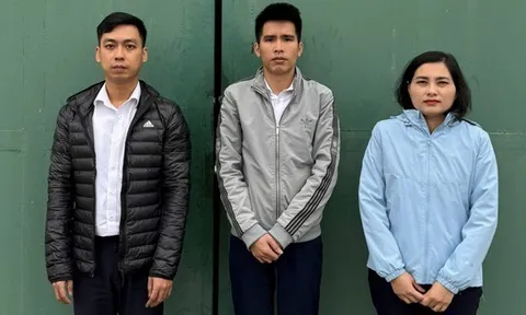 Bắt 3 cán bộ, nhân viên ngân hàng