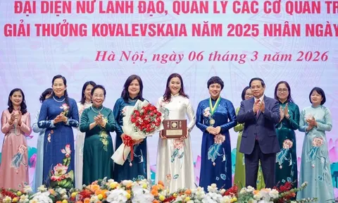 Thủ tướng: Phụ nữ giữ “chìa khóa” mở vận mệnh phát triển quốc gia