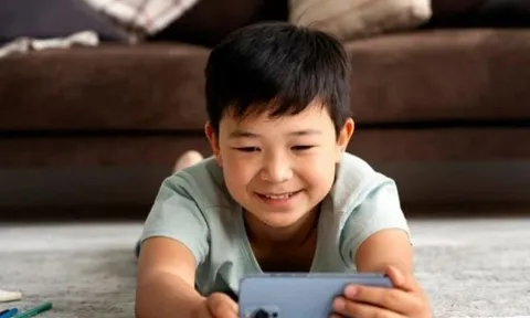 Từ "nuôi lợn đất" đến "nuôi túi thần tài": Sự tiến hóa của tiết kiệm nhí