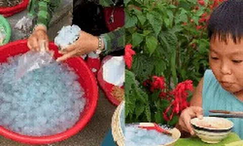 Đặc sản này ở Huế đã vào mùa: Màu xanh trong veo mát mắt, dân bản địa mê mệt có khi chẳng có mà ăn