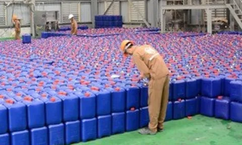 Cổ phiếu Hóa chất Đức Giang (DGC) giảm kịch sàn sau khi lãnh đạo bị bắt