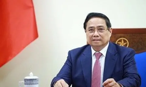 Thủ tướng điện đàm với quốc gia khai thác dầu mỏ hàng đầu châu Phi