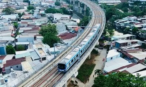 Metro TPHCM vướng vốn, giải ngân chậm