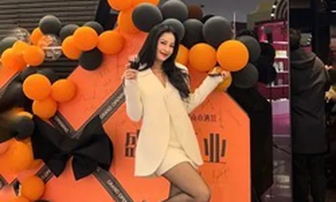 Chi Pu nhượng lại nhà hàng phở Việt ở Thượng Hải