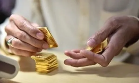 Giấu vợ lấy tiền chuẩn bị xây nhà đi mua vàng ngày vía thần tài, gần 1 tháng tôi lỗ cả 100 triệu đồng