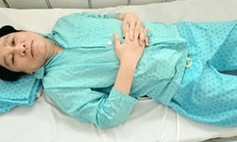 Loạt sao Việt vào động viên "ông bầu" Đan Trường